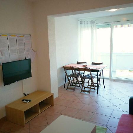 Family Friendly Apartments Island Rab Kampor Buitenkant foto