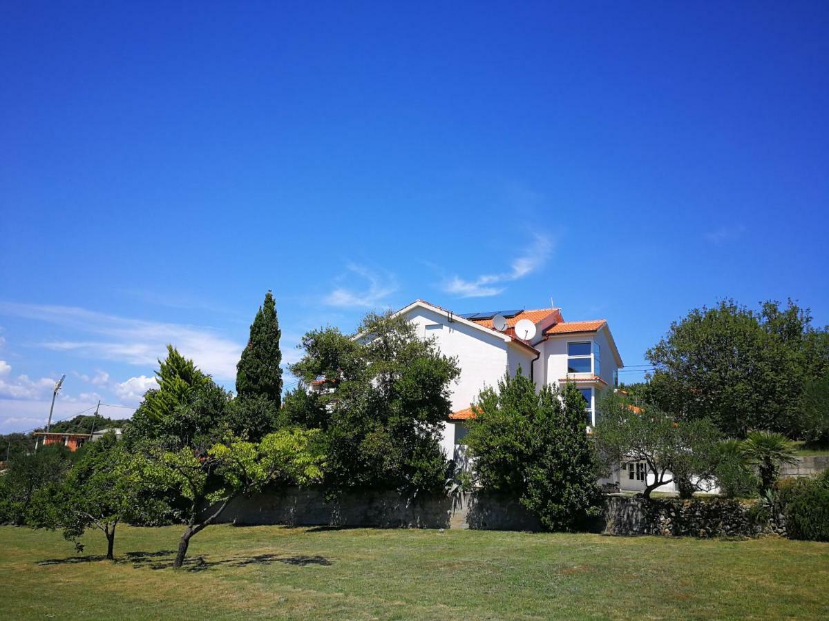 Family Friendly Apartments Island Rab Kampor Buitenkant foto