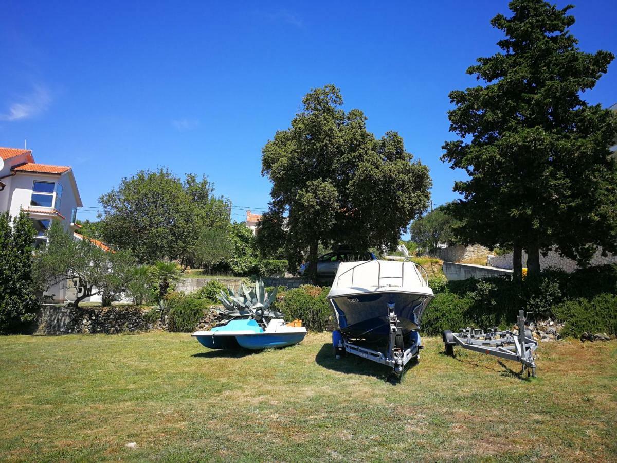 Family Friendly Apartments Island Rab Kampor Buitenkant foto