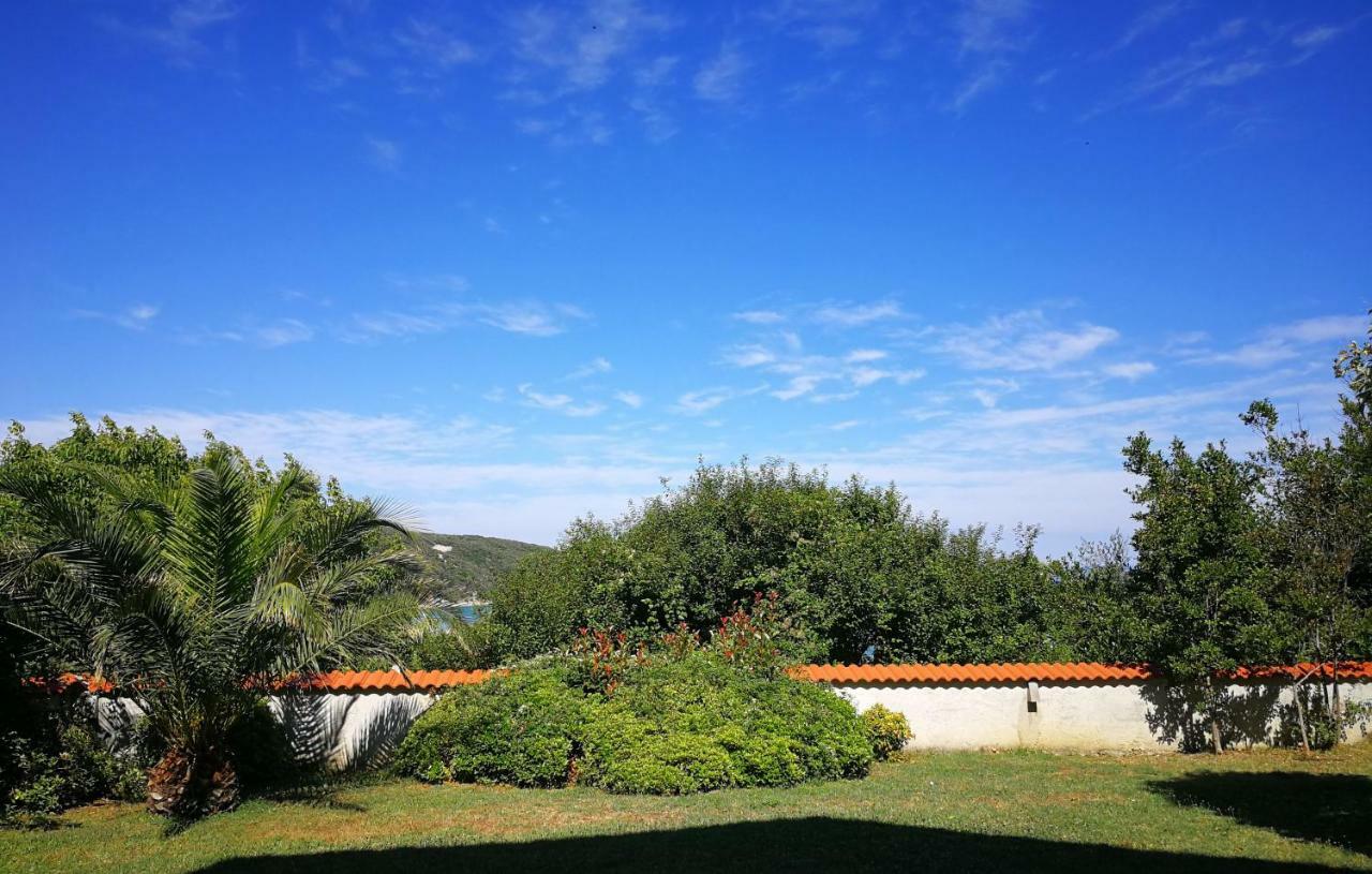 Family Friendly Apartments Island Rab Kampor Buitenkant foto