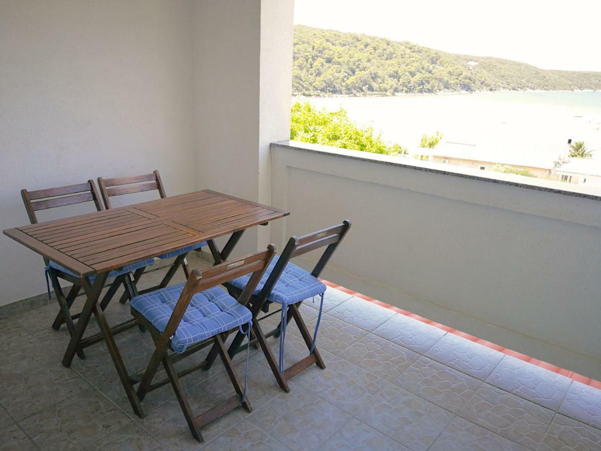 Family Friendly Apartments Island Rab Kampor Buitenkant foto
