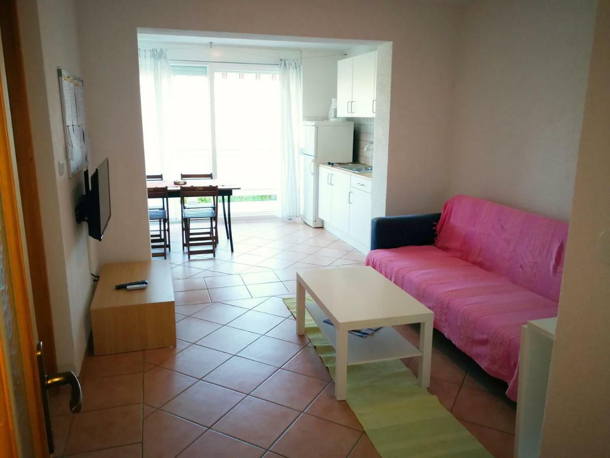 Family Friendly Apartments Island Rab Kampor Buitenkant foto