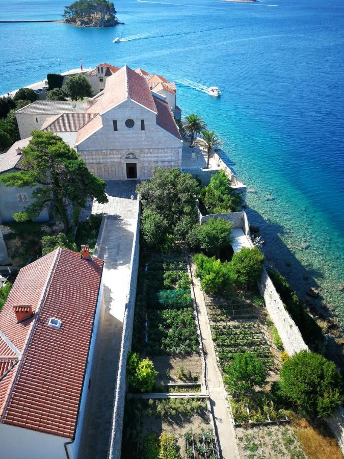 Family Friendly Apartments Island Rab Kampor Buitenkant foto
